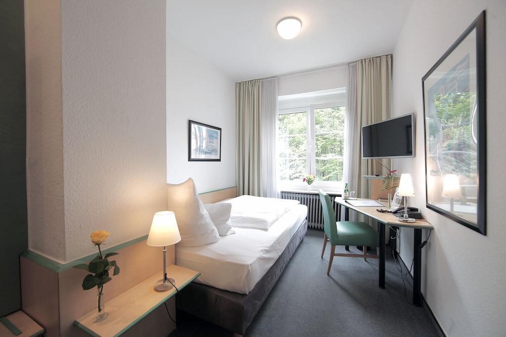 Hotel Am Hofgarten Düsseldorf Zewnętrze zdjęcie