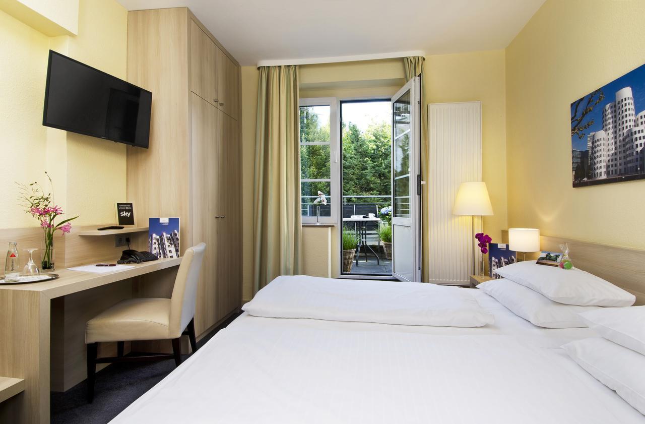 Hotel Am Hofgarten Düsseldorf Zewnętrze zdjęcie